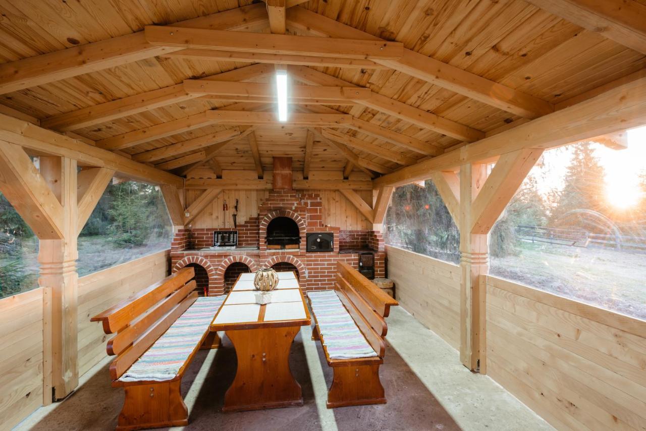 Casa Din Deal Mărişel Exterior foto