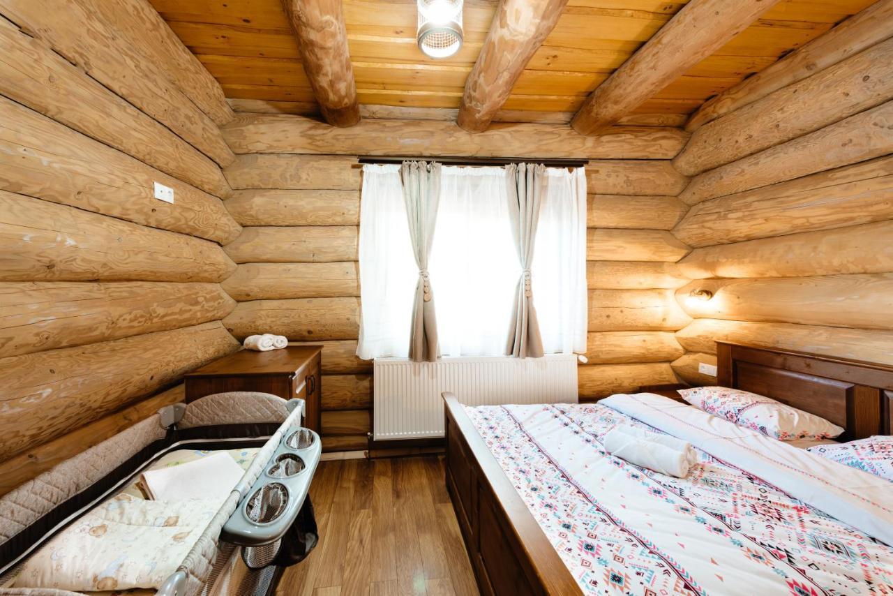 Casa Din Deal Mărişel Exterior foto